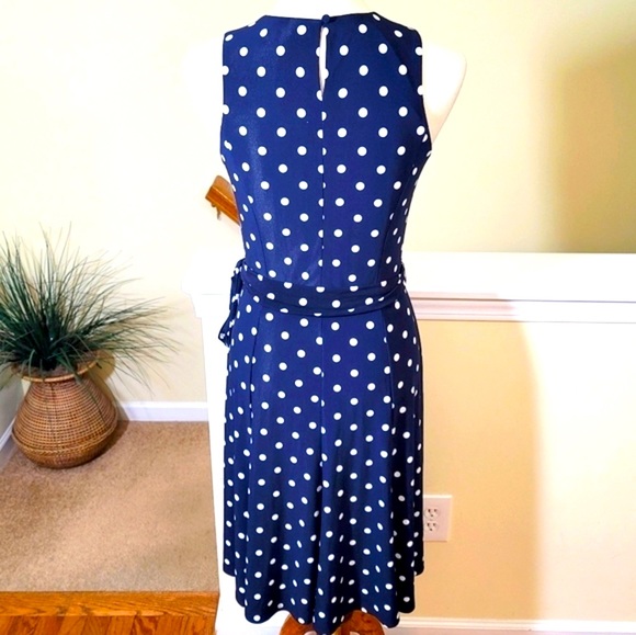 Ralph Lauren Belted Sleeveless Dress - Picture 6 of 8